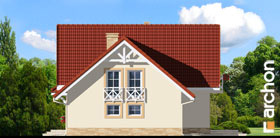 Maja trompetipuudes vaade